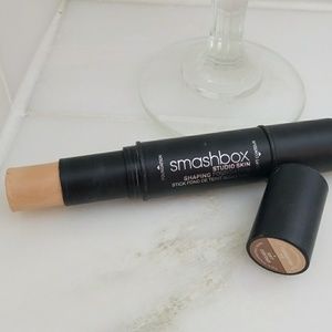 Smashbox foundation and contour stick